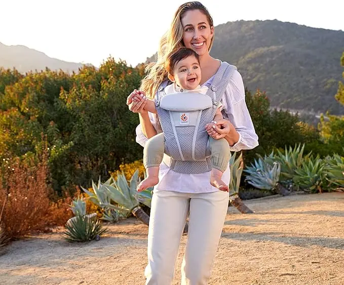 Porte-bébé Ergobaby Omni Breeze gris perle