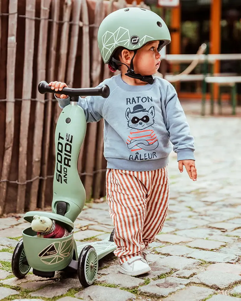 Trottinette Scoot And Ride 2 en 1 Highwaykick 1 Lifestyle - Lignes vertes