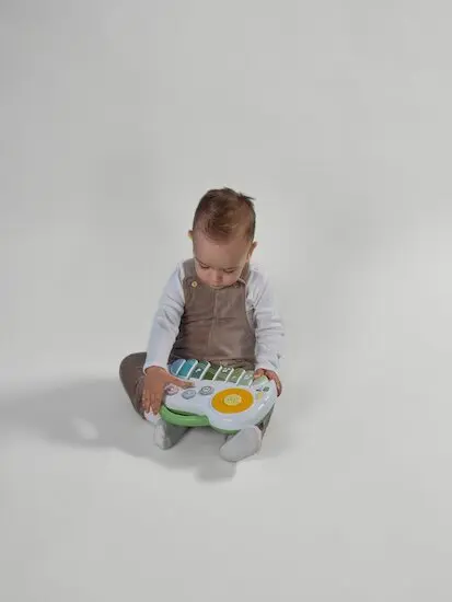 Tiny Love , comédie musicale pour piano, agriculteurs